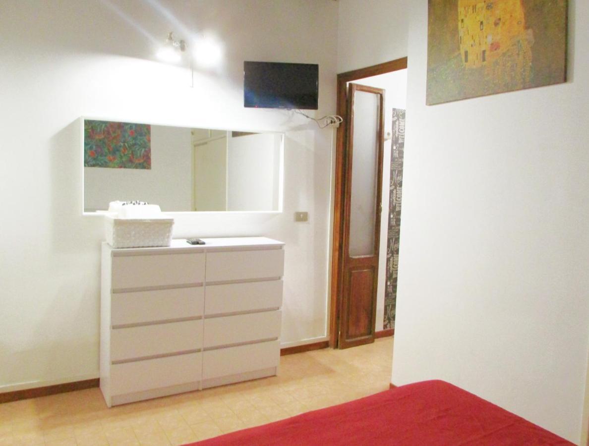 Colosseum Country Chic Apartment Rome Exterior photo